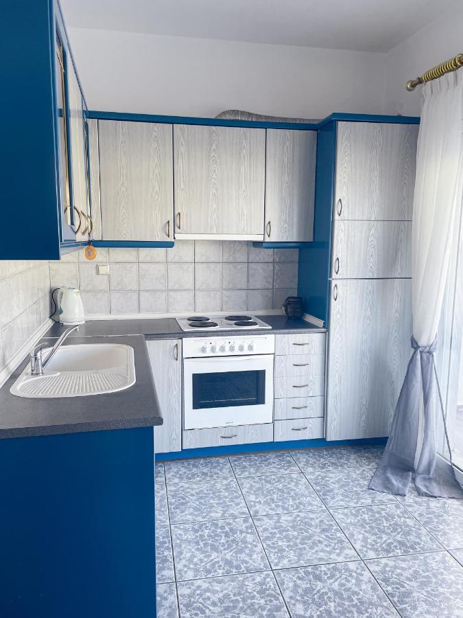 Coastline Apartment Néa Péramos المظهر الخارجي الصورة
