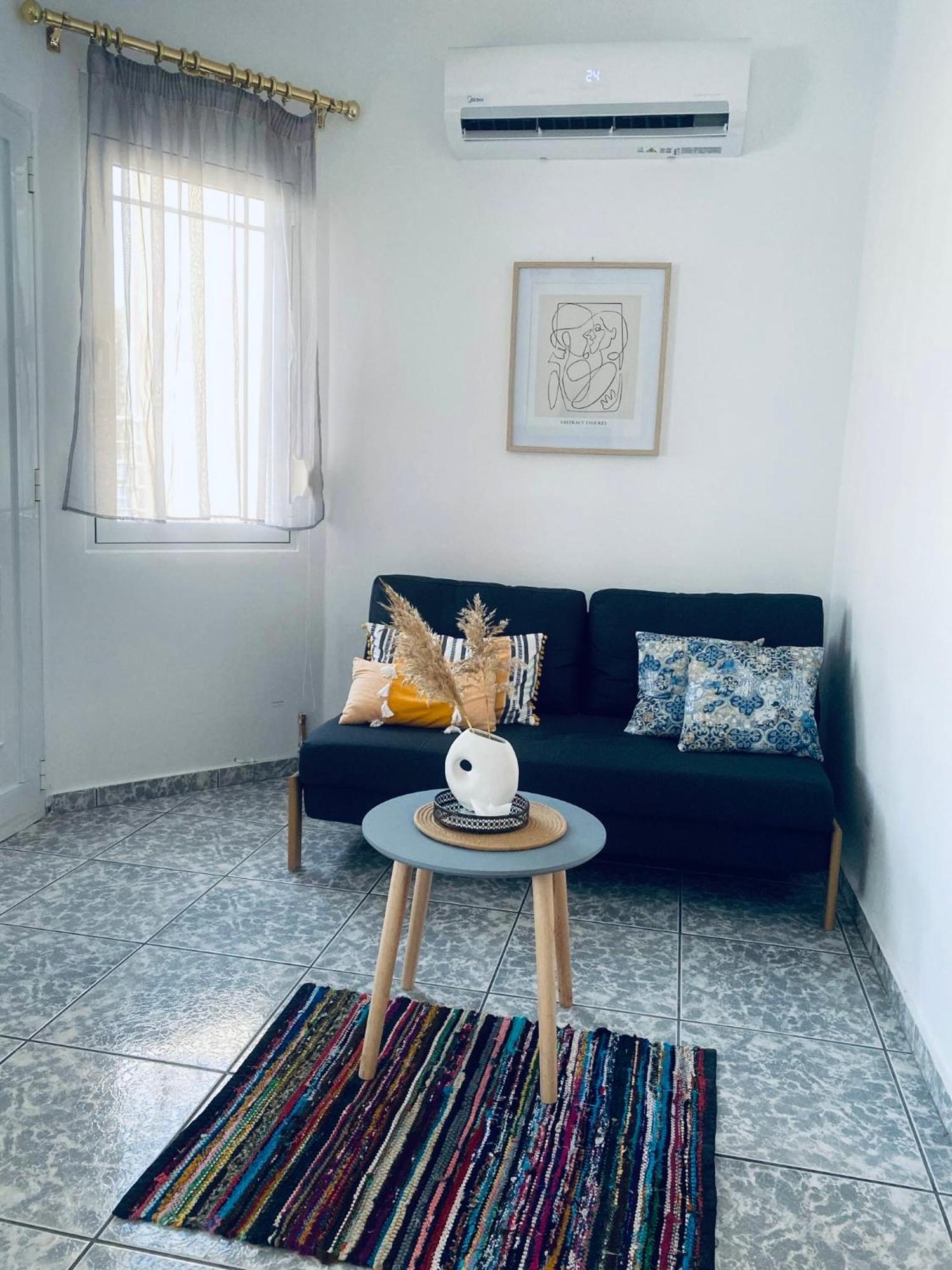 Coastline Apartment Néa Péramos المظهر الخارجي الصورة