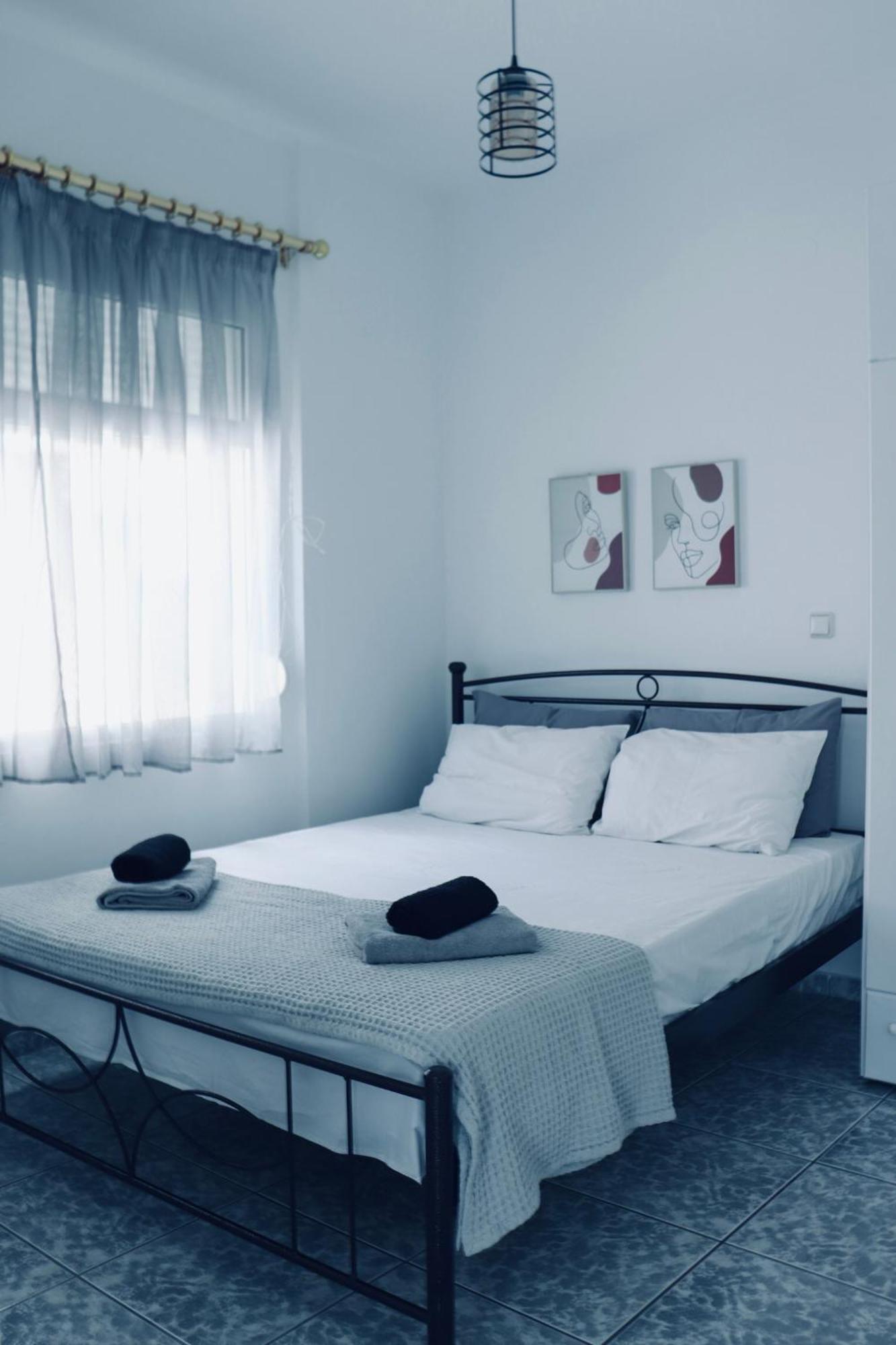 Coastline Apartment Néa Péramos المظهر الخارجي الصورة